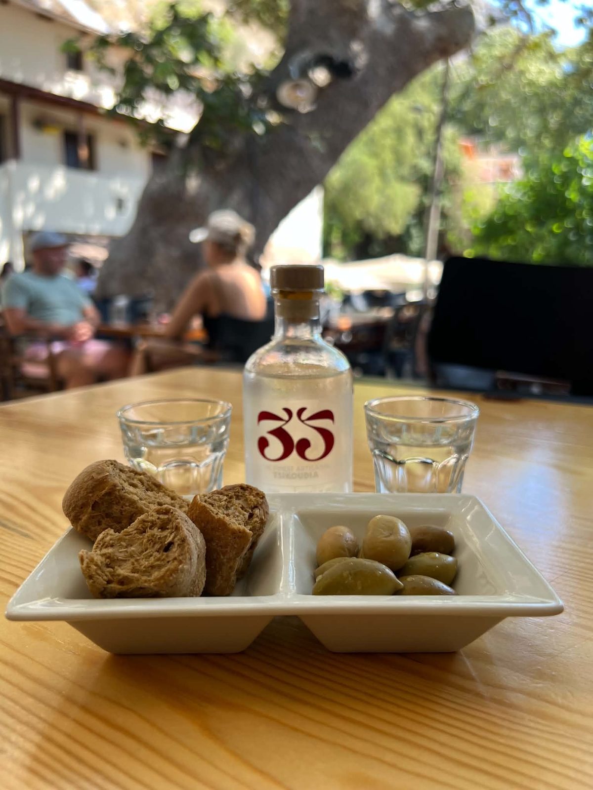 Raki and olives